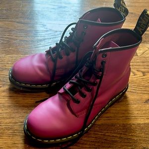 Like new women’s size 8 Dr Martens